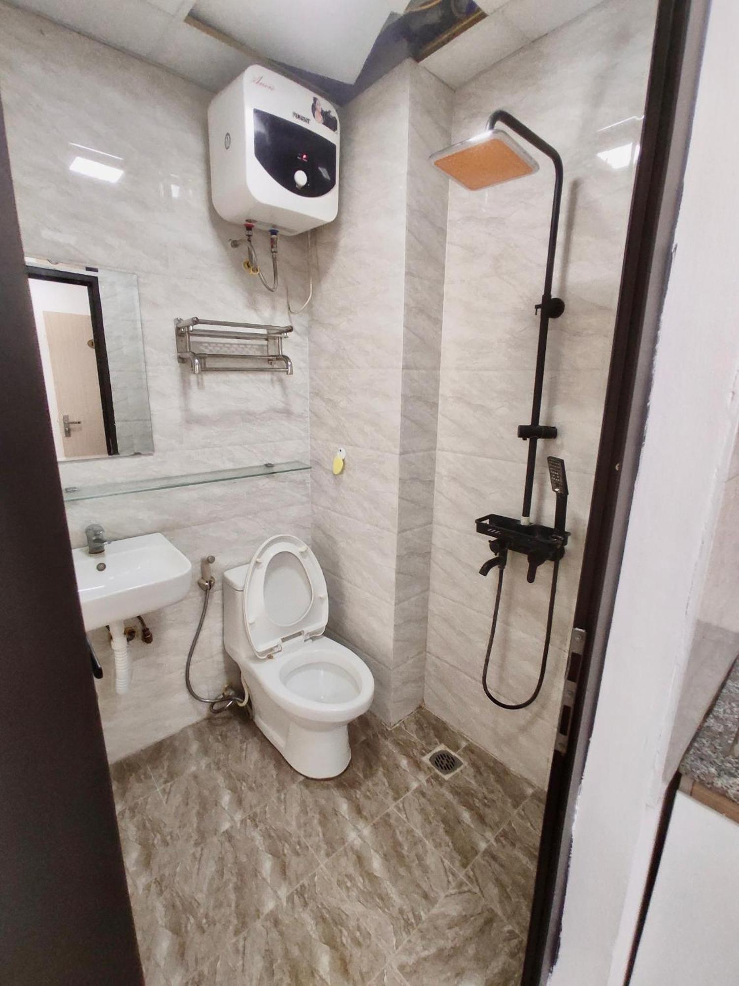 Era Apartment Ham Long Hanoi Kültér fotó