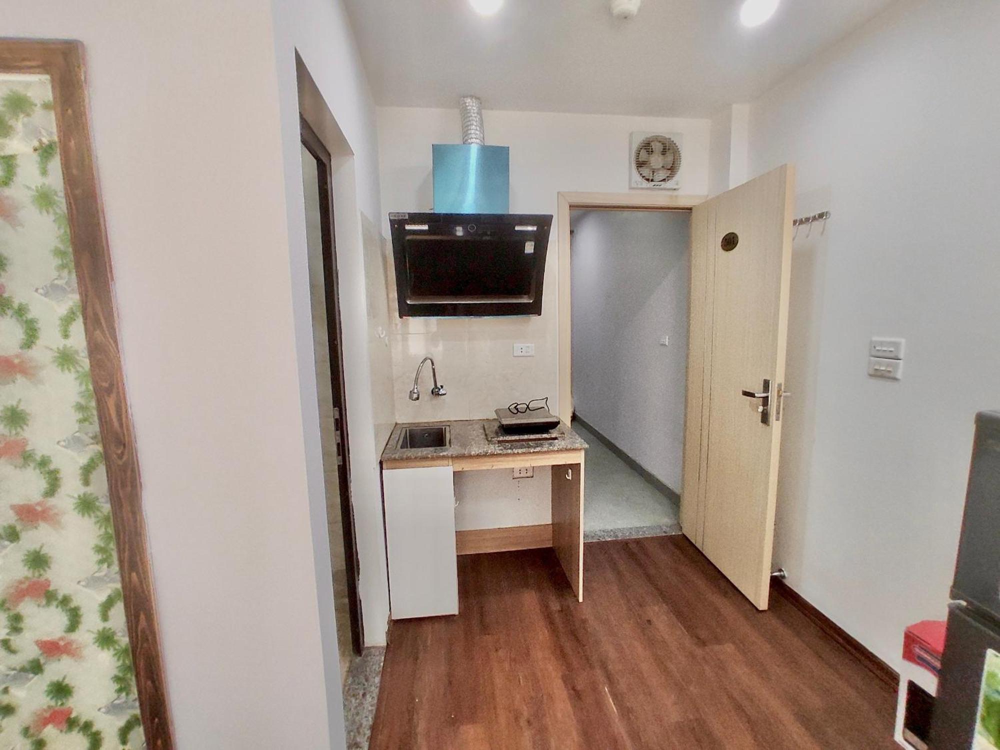 Era Apartment Ham Long Hanoi Kültér fotó