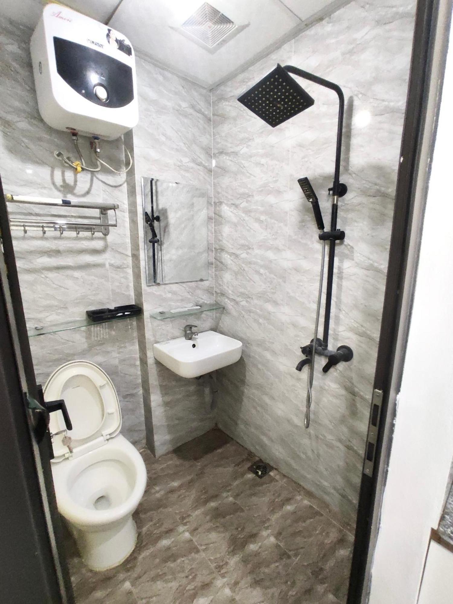 Era Apartment Ham Long Hanoi Kültér fotó