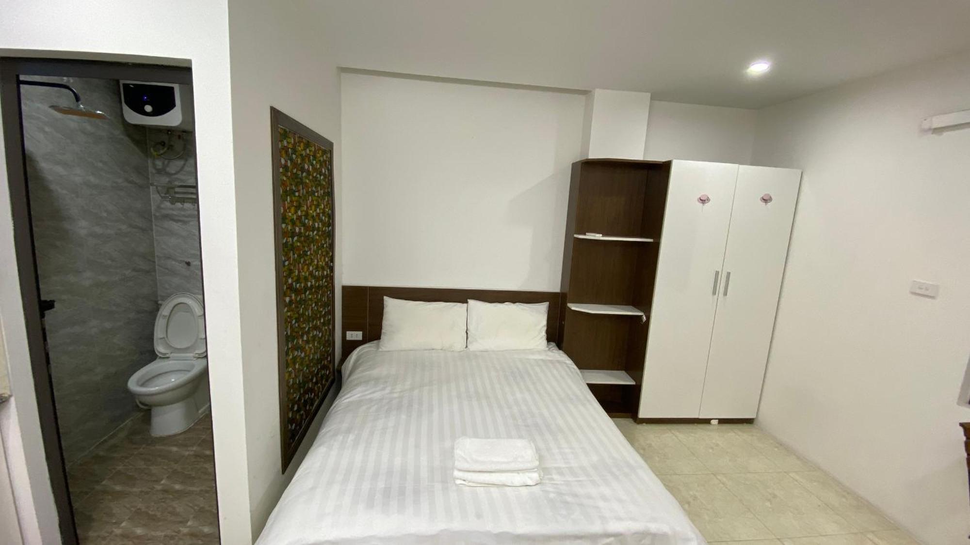 Era Apartment Ham Long Hanoi Kültér fotó